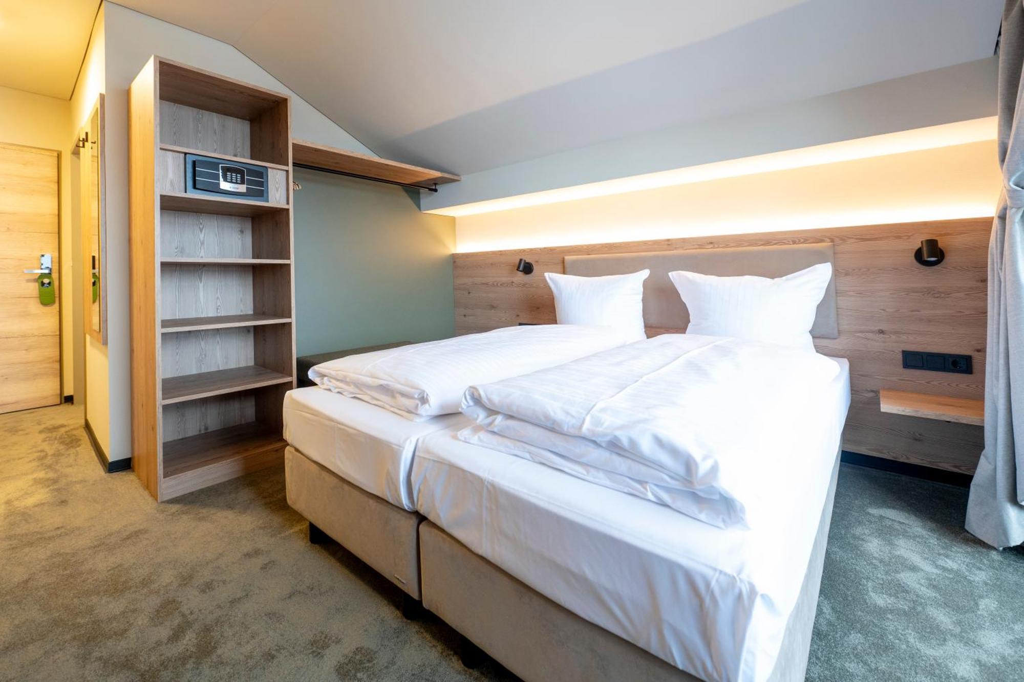Hotel Berghof Petersberg  Екстер'єр фото