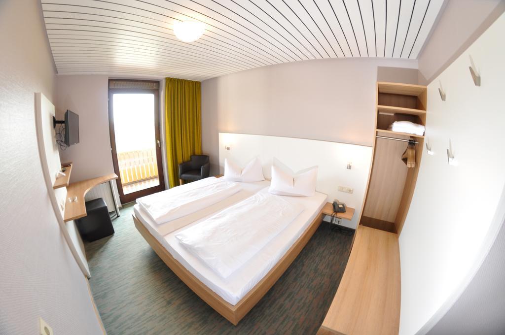 Hotel Berghof Petersberg  Екстер'єр фото